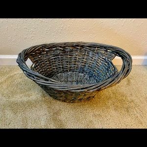 Wicker basket